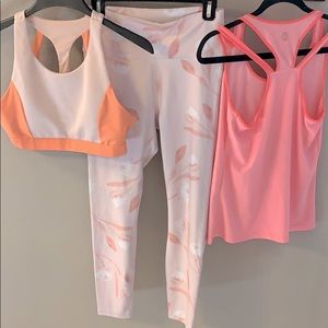 4 pc matching Athletic outfit! Fabletics set❣️